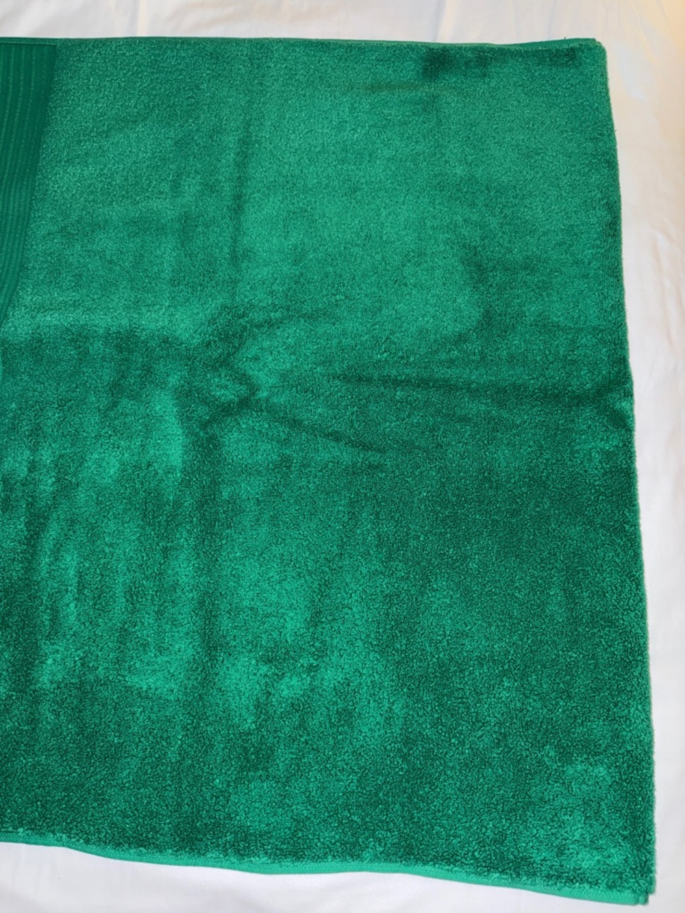 kate spade Bright Green Bath Towel - Picture 10 of 11